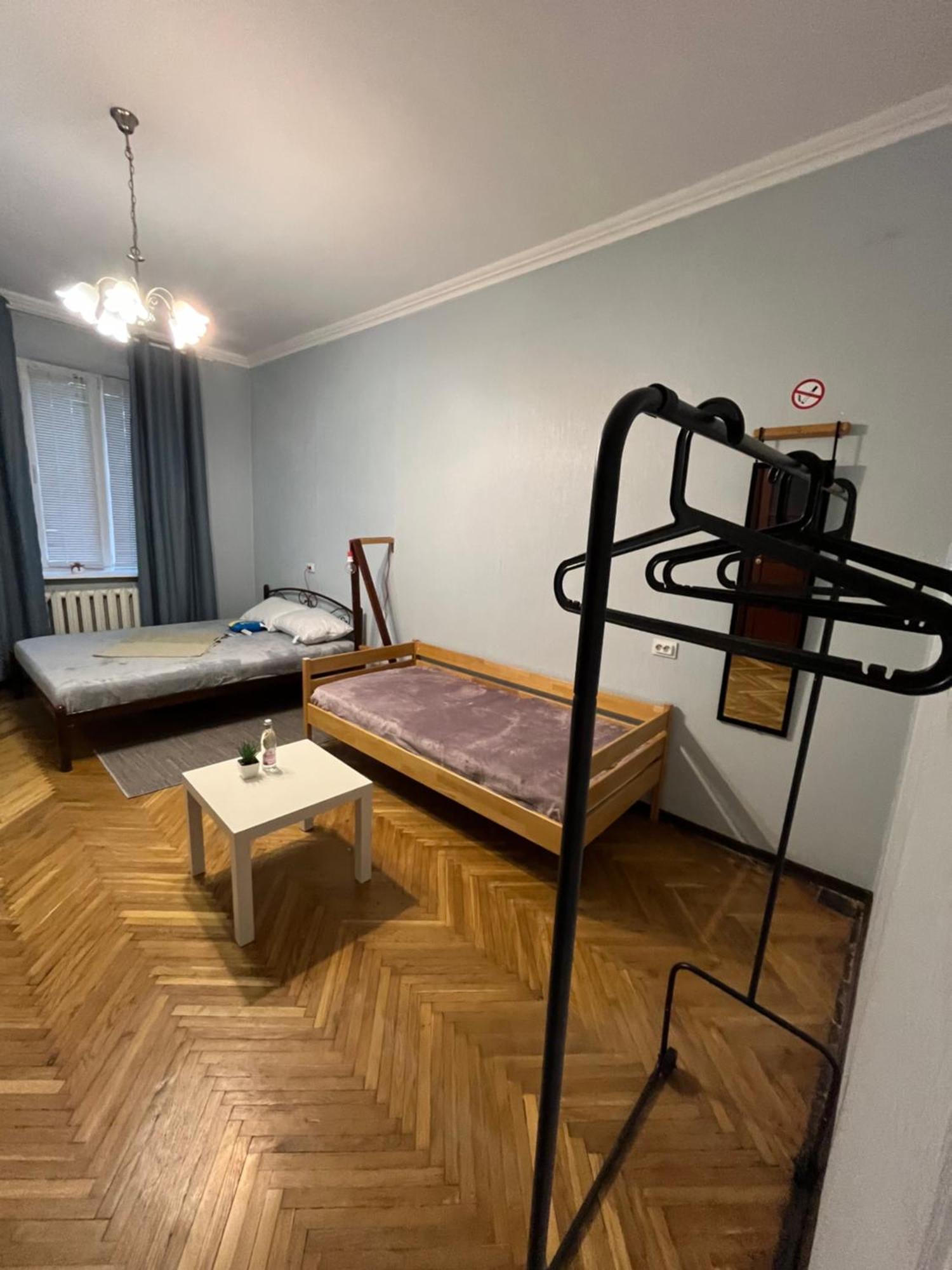 Ararat-Klovskaya Hostel-Apartments Kiev Kyiv Exterior foto